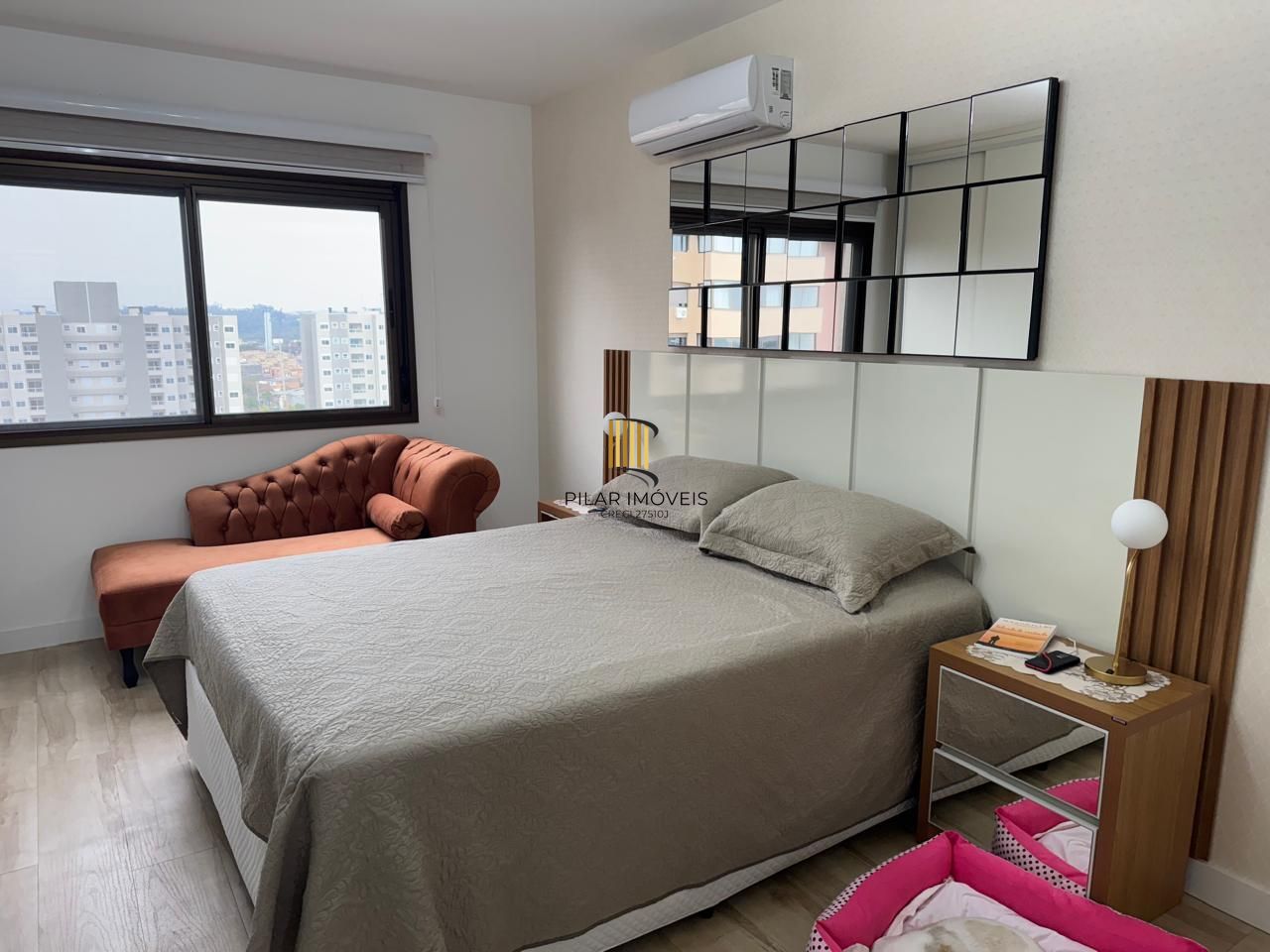 Semi-mobiliado, 3 dormitórios, 2 vagas lado a lado - Jardim Planalto