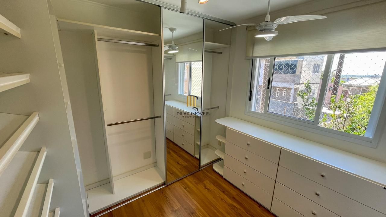 Casa em Condomínio 4 Dormitórios com Suíte no Lindoia - Porto Alegre