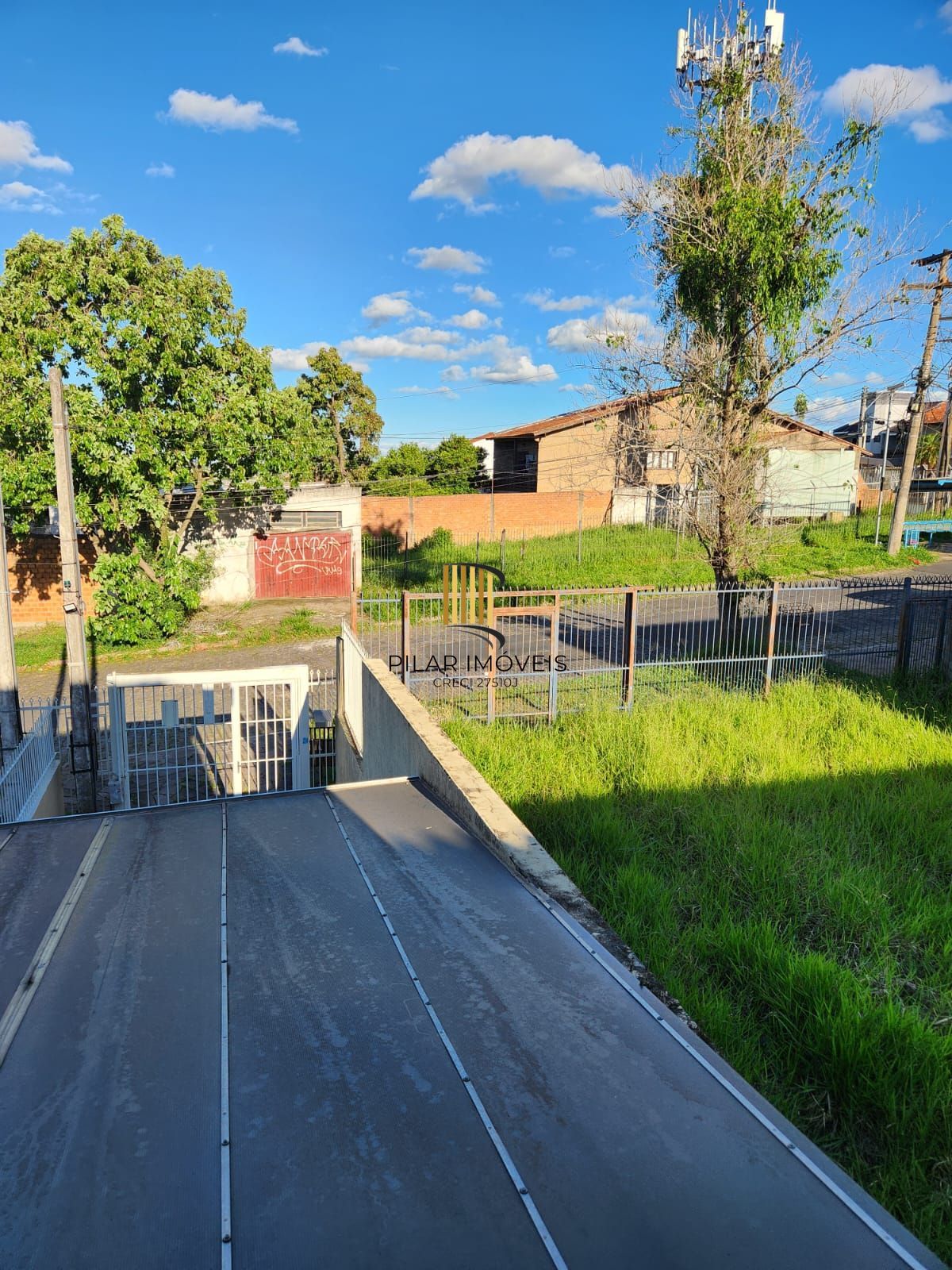 Casa sobrado, 2 dormitórios, 66m² privativos, no Jardim Leopoldina, Porto Alegre