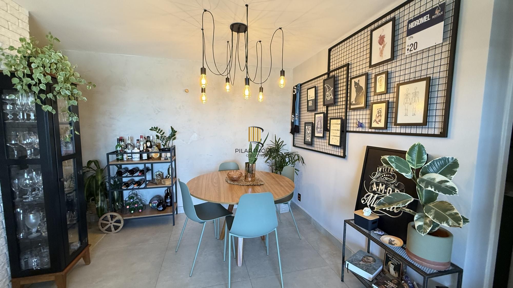 Apartamento 2 Quartos com Vaga à Venda na Av. Polônia – São Geraldo