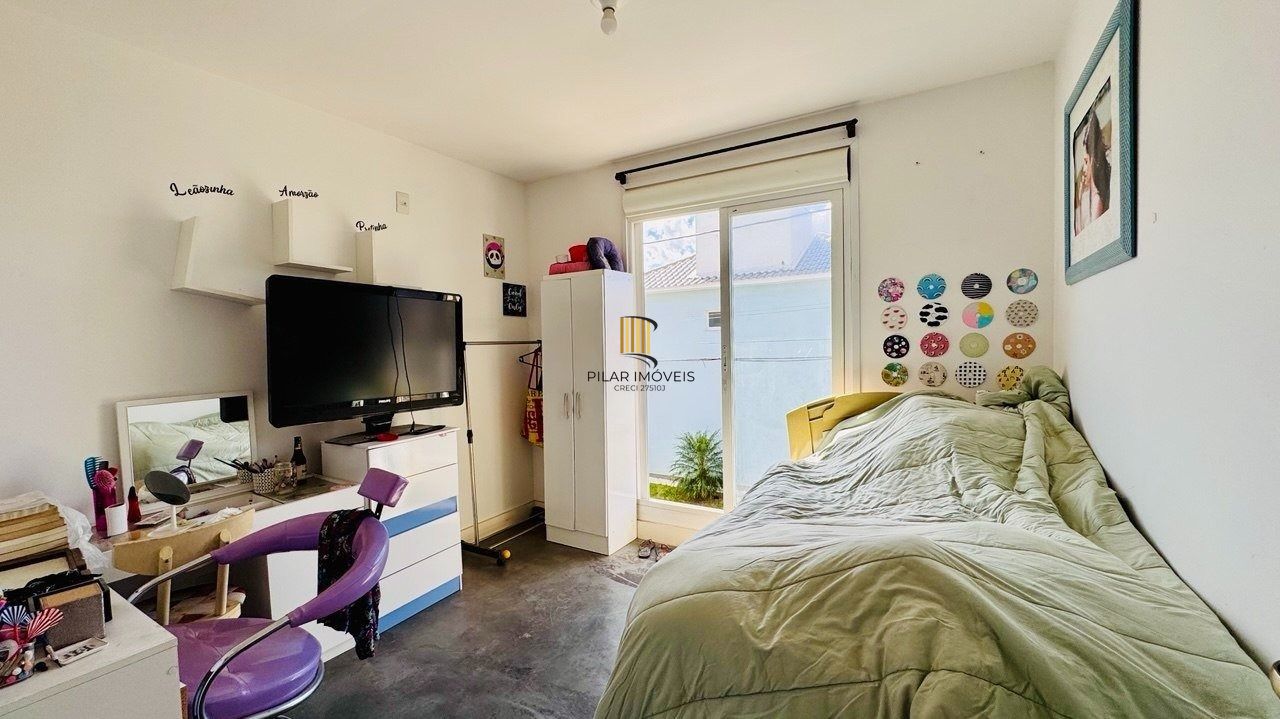 Casa em Condomínio, 3 dormitórios, 1 suíte, Passo Das Pedras, Porto Alegre.