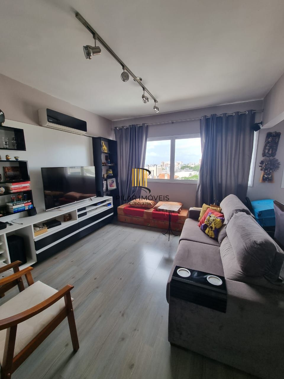 Apto 3 dorm living estendido, andar alto no Passo da Areia