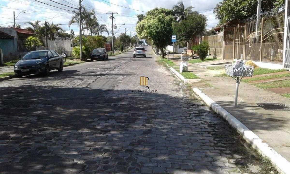 Casa com 3 quartos, espaço gourmet  com churrasqueira - Jardim Leopoldina