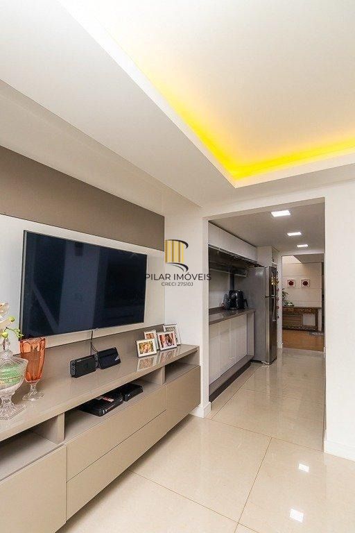 Casa em condomínio com 4 quartos, 2 suítes e 2 vagas à - Jardim Sabara