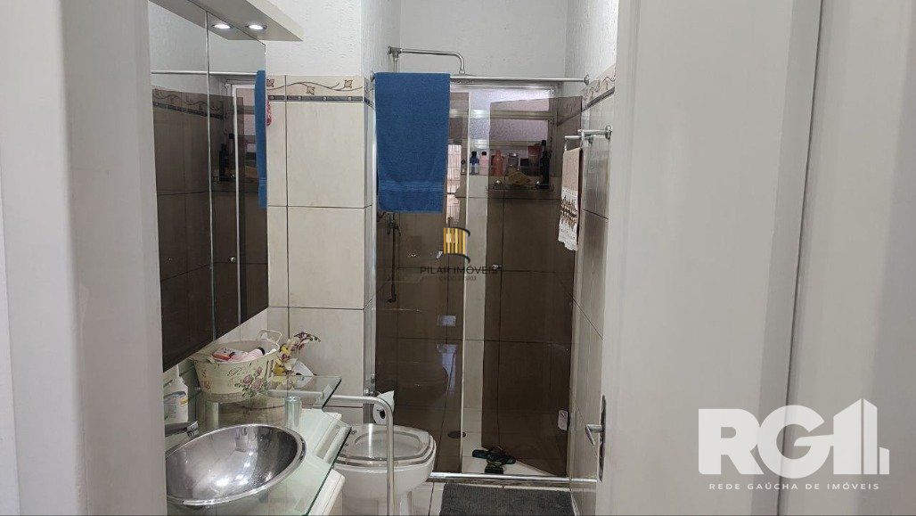 Casa 3 dormitórios no bairro Chácara das Pedras