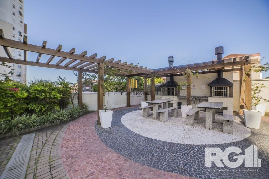 Apartamento 3 dormitórios no bairro Vila Ipiranga