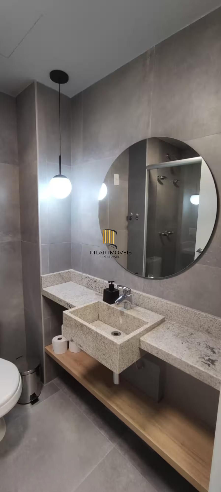 Apartamento Mobiliado 1 dorm e vaga no Mont Serrat - Porto Alegre