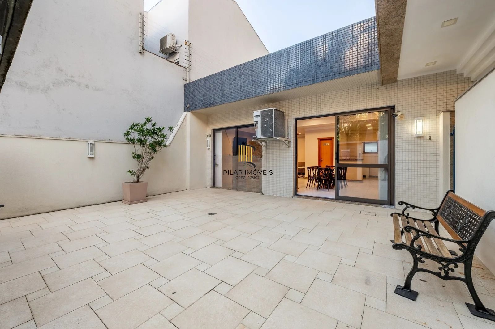 Apartamento com lareira e churrasqueira no Higienópolis