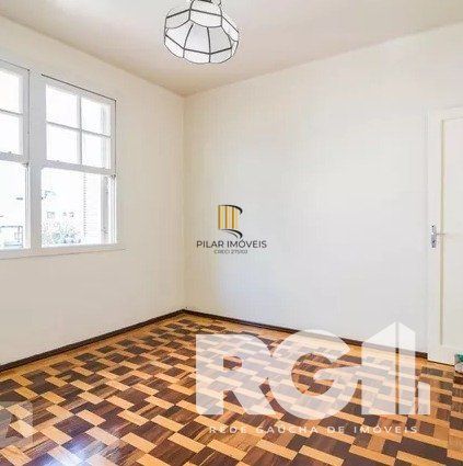 Apartamento 4 Dormitório(s) Bairro Partenon