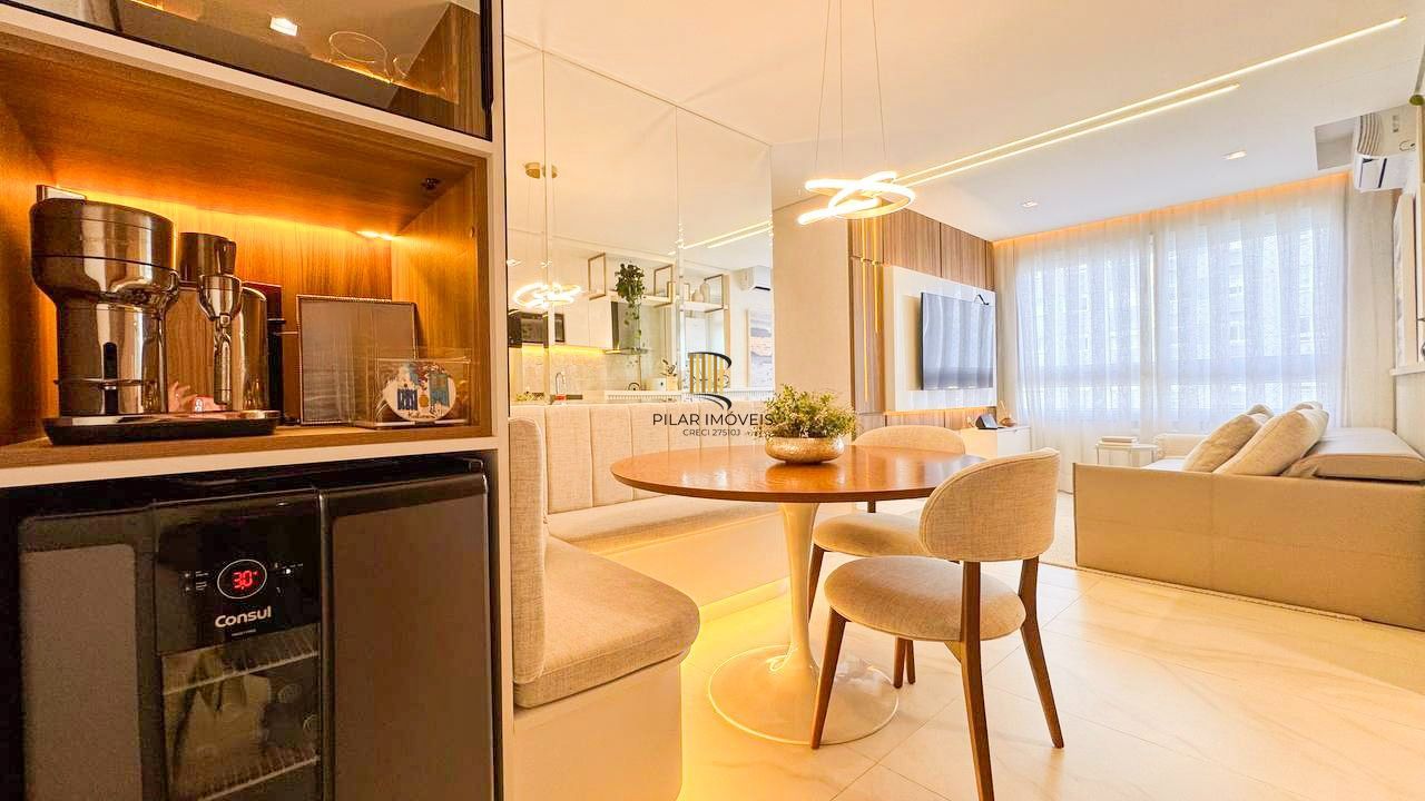 Apartamento mobiliado e equipado, andar alto, com churrasqueira – Jardim Lindóia