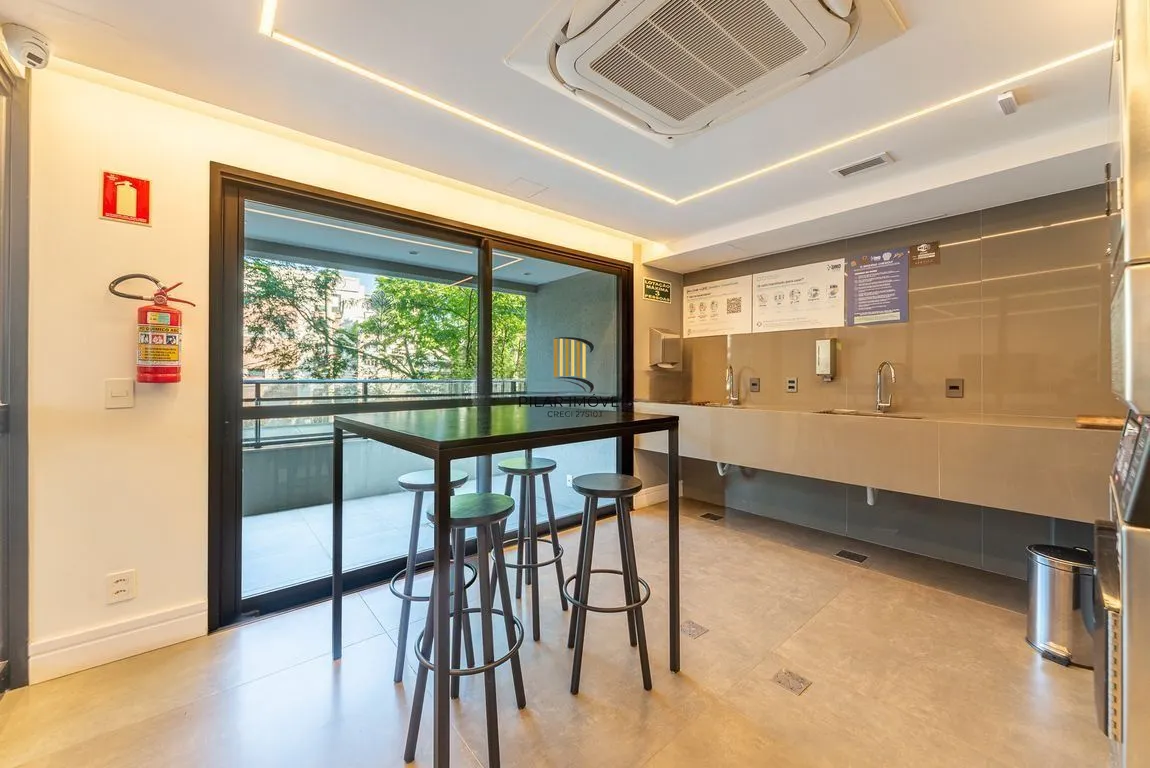 Apartamento Garden 2 suítes, 182m², 2 vagas - bairro Petrópolis