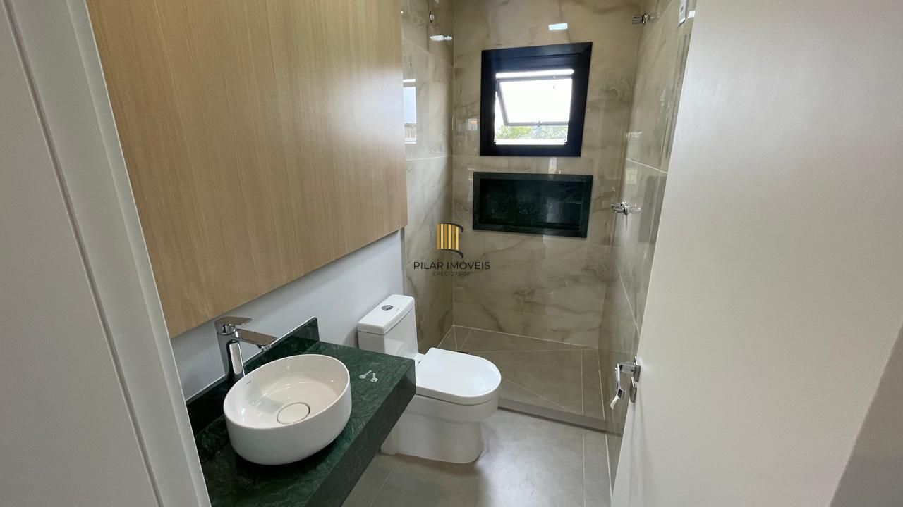 Casa em condomínio com 3 dormitórios 2 suíte 2 vagas.