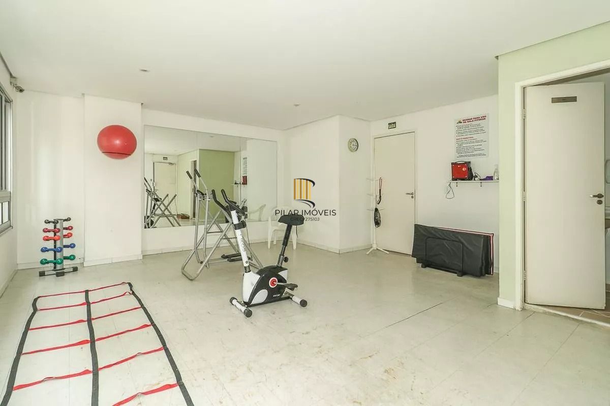 Mobiliado 2 dorm,1 suíte e vaga coberta - Ary Tarrago