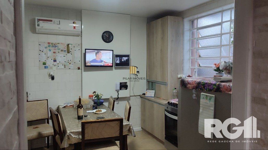Casa 3 dormitórios no bairro Chácara das Pedras