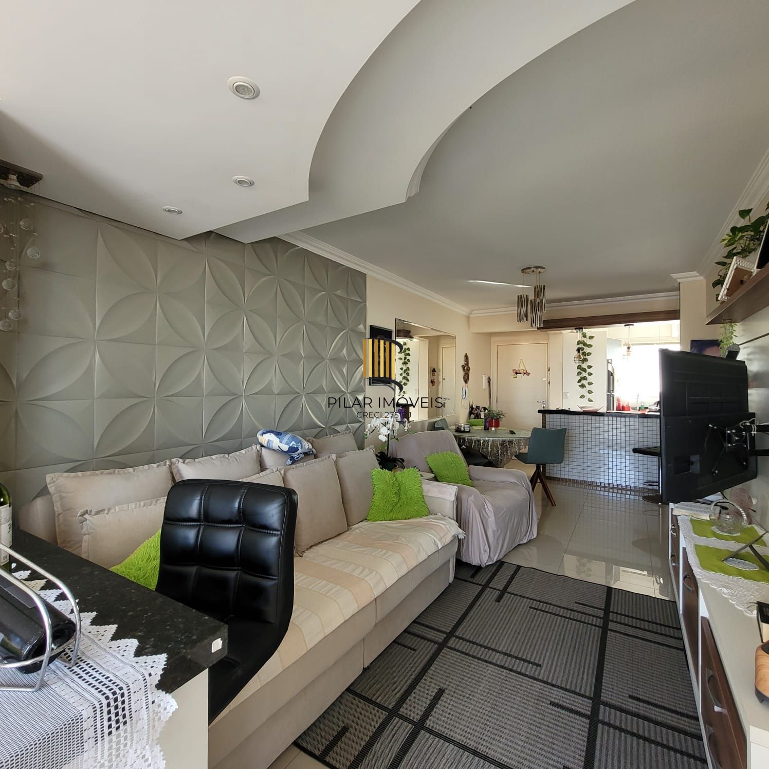 Apartamento com terraço, sacada, churrasqueira, 1 dor no Centro de Tramandaí