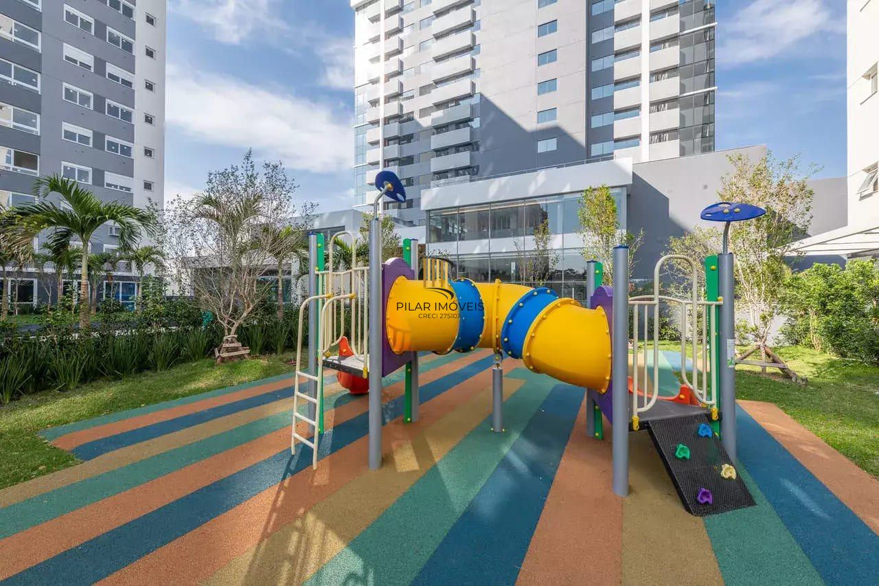 Apartamento semimobiliado, andar alto, com vista perene – Jardim Lindóia