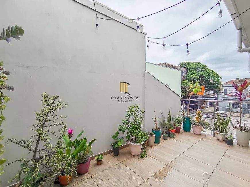 Apartamento/casa com 4 Dormitórios suíte e sacada, Av, Berlin, Bairro São João