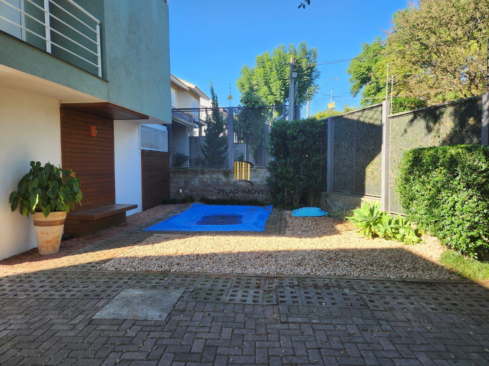 Casa em condomínio com terraço e vista no Jardim Floresta