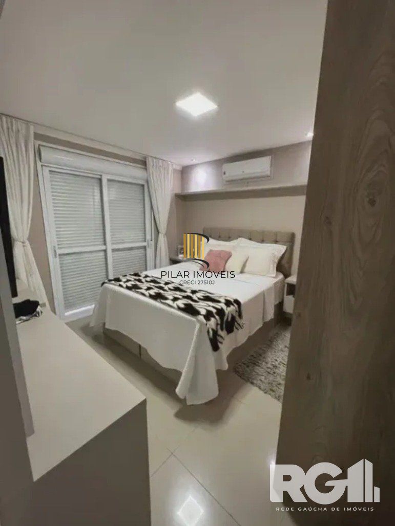Apartamento 2 dormitórios no bairro Vila Imbui