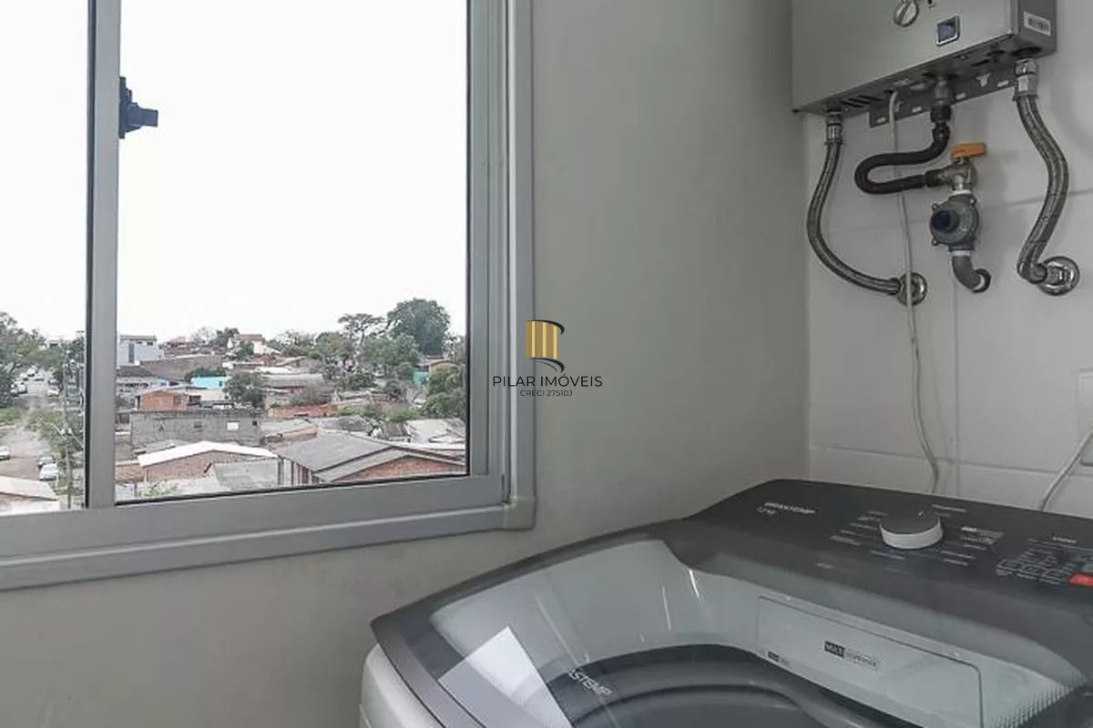 Mobiliado 2 dorm,1 suíte e vaga coberta - Ary Tarrago