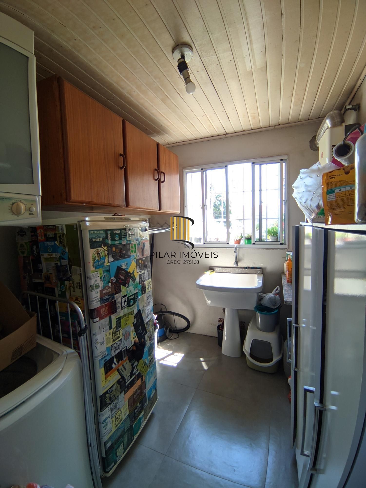 Casa com 3 Dormitórios, sacada e churrasqueira, no Bairro São João