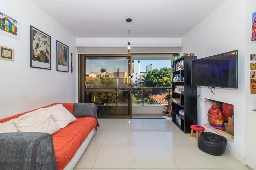 Apartamento com 2 Quartos 76m² privativos 1 vaga - Ferreira Viana Petropolis