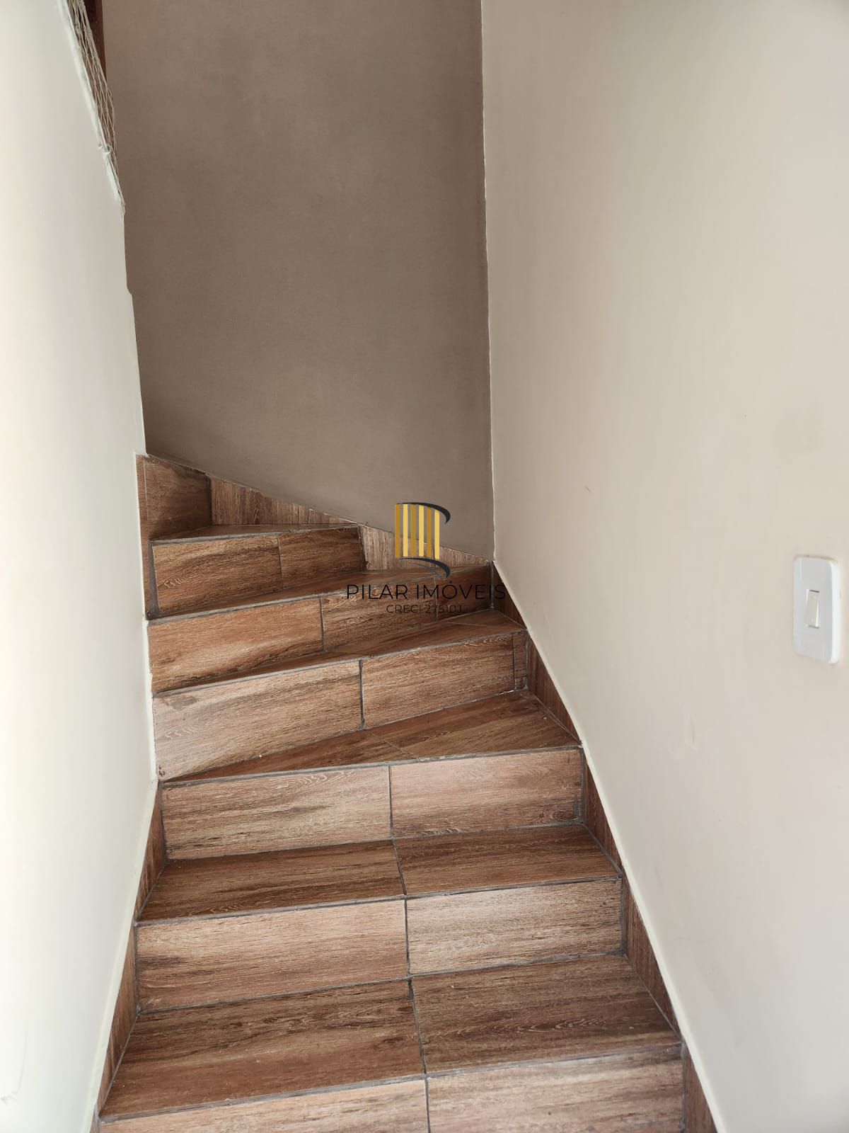 Casa sobrado, 2 dormitórios, 66m² privativos, no Jardim Leopoldina, Porto Alegre