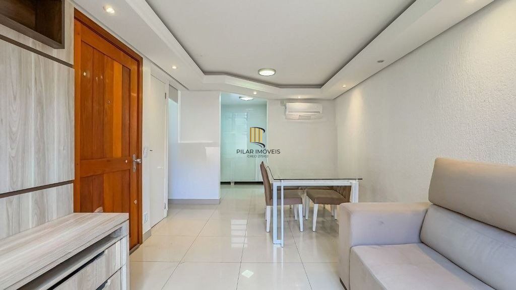 Casa de Condomínio 3 dormitórios no bairro Jardim Itu