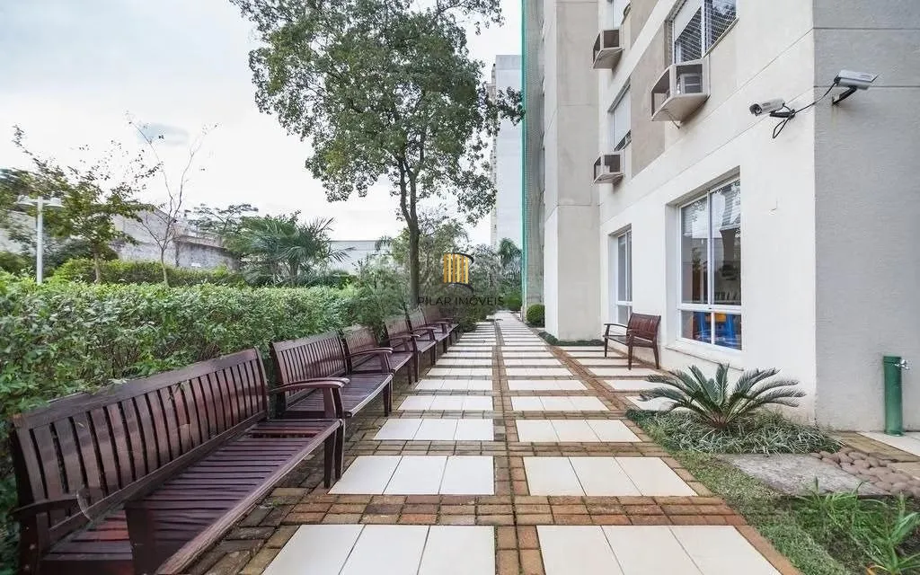 Apartamento 2 Dorm com Suíte, Sacada e Vaga