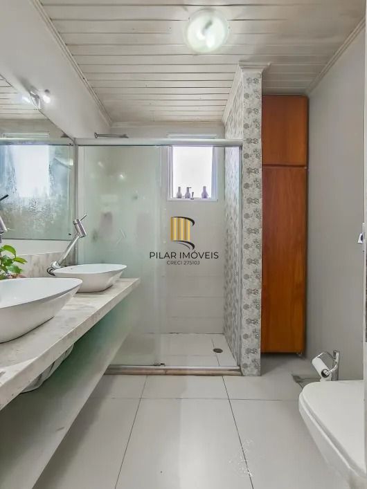 Apartamento/casa com 4 Dormitórios suíte e sacada, Av, Berlin, Bairro São João