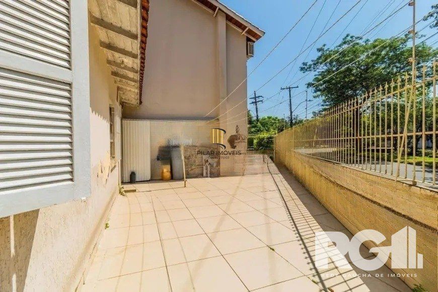 Casa 5 dormitórios no bairro Jardim Itu
