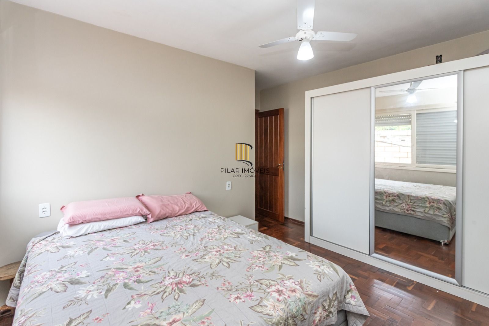 Apartamento MOBILIADO - 03 dormitórios,