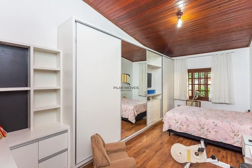 Casa espaçosa com 6 dormitórios e vista incrível no Cristo Redentor