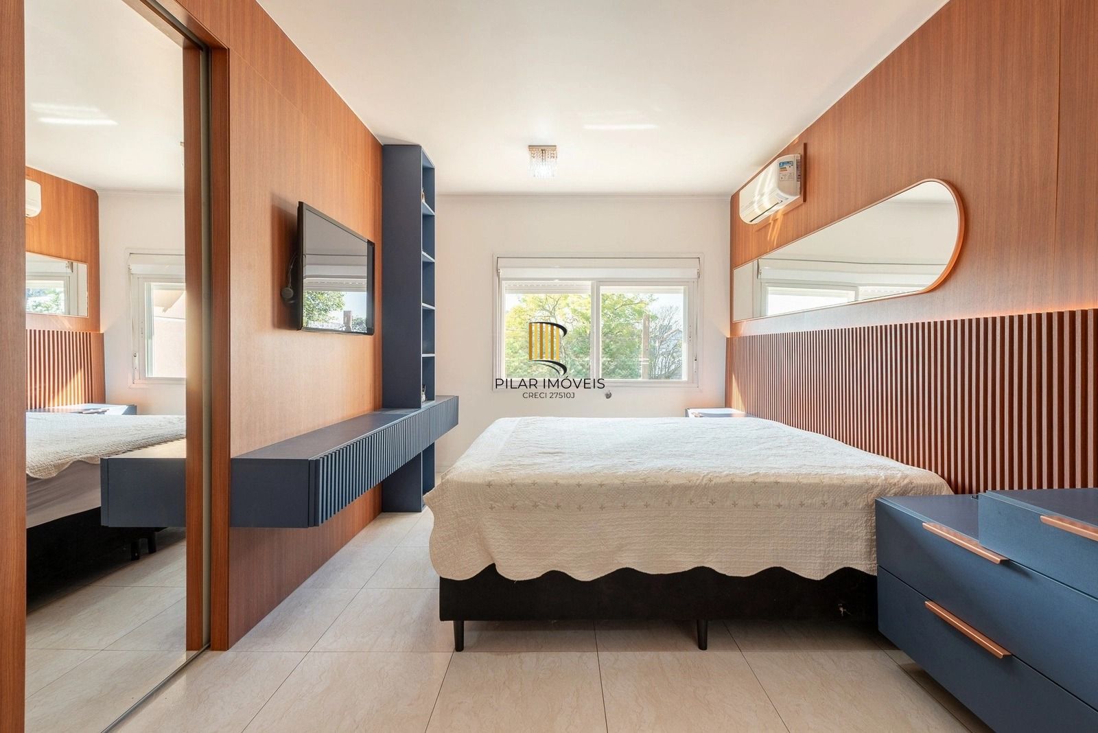 Sobrado moderno com 3 dor, suíte, piscina e espaço gourmet no Jardim Itu