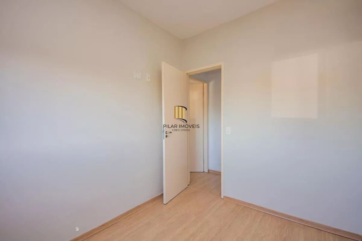 Apartamento 2 dorm, 1 vaga coberta   na Ary Tarrago- Jardim Itu