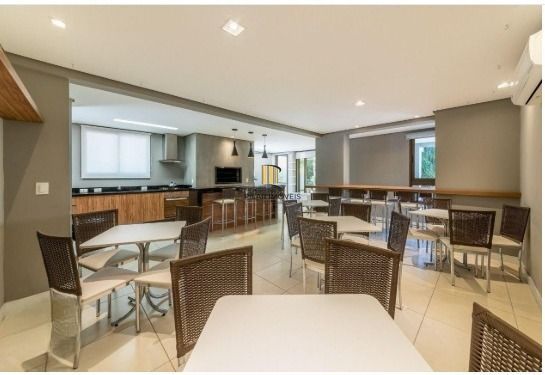 Apartamento Garden com 118m², com 2 dormitórios, 2 suítes, lavabo, churrasqueira, lareira e 2 vagas de garagem.