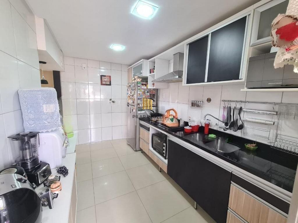 Cobertura com 3 dormitórios, terraço e 4 vagas