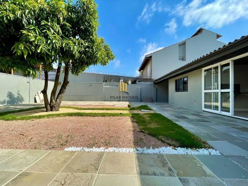 casa terra pátio gigante