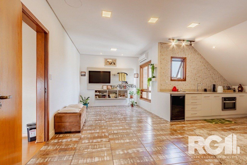 Duplex 3 dormitórios no bairro Jardim Sabará