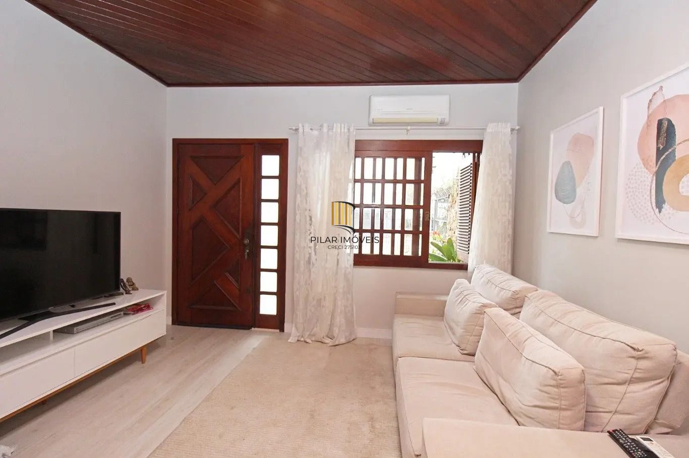 Casa térrea com edícula e salão de festas próximo ao Iguatemi