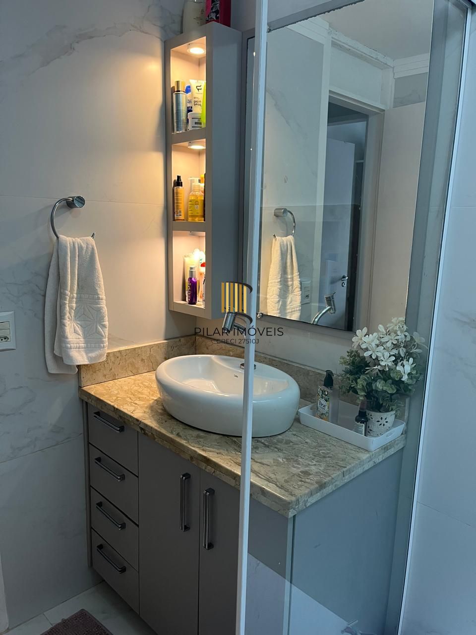 Sobrado mobiliado no Condomínio Alqueires com 108 m² privativos - Humaita