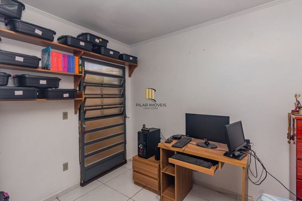 Casa 3 dormitórios, 2 suítes, piscina