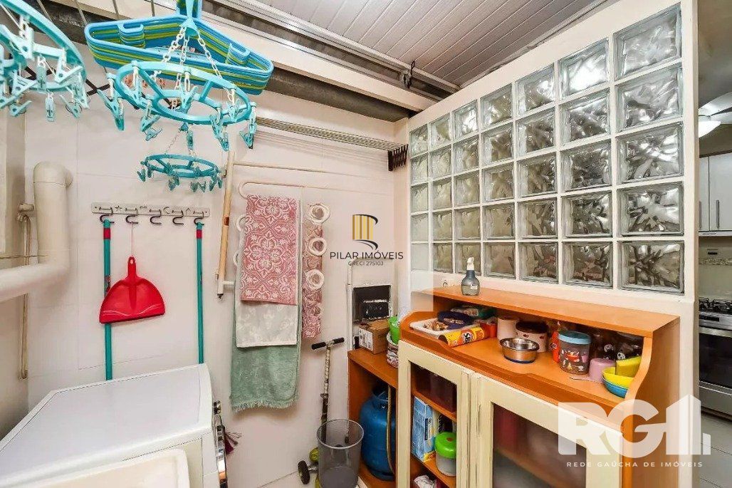 Apartamento 3 dormitórios no bairro Sarandi