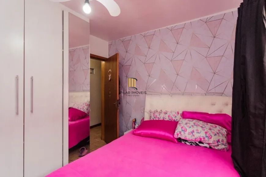 Casa térrea  com 200m² privativos, 3 quartos, Rua Sylvio Sanson - Sarandi