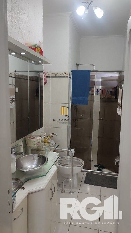 Casa 3 dormitórios no bairro Chácara das Pedras