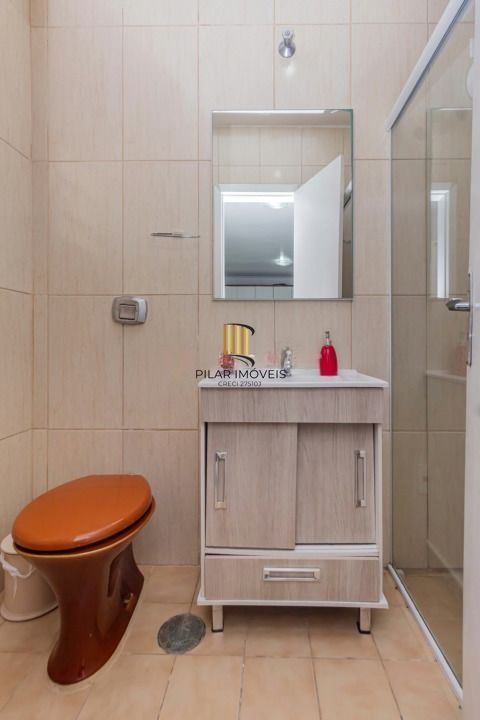 Casa 3 dormitórios, 2 suítes, piscina