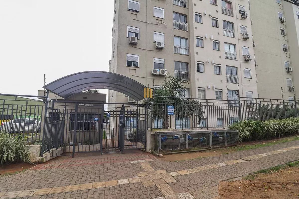 Mobiliado 2 dorm,1 suíte e vaga coberta - Ary Tarrago