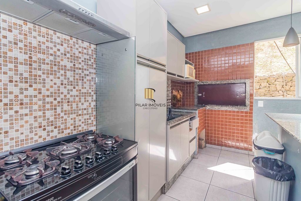 Garden com 3 dormitórios e pátio amplo na Zona Norte