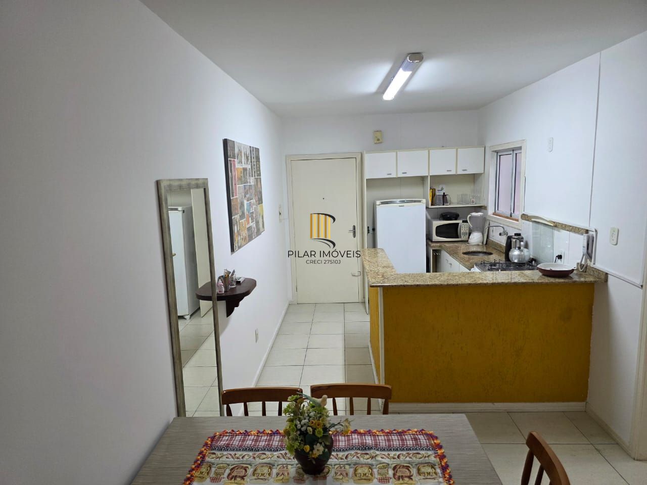 Apartamento Mobiliado 2 Dormitórios com Vaga Coberta,  Centro, Capão da Canoa