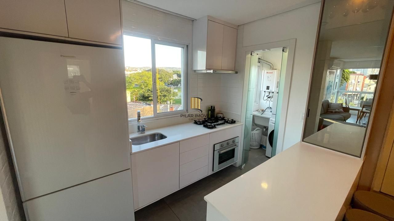 Apartamento 2 Dorm Mobiliado com Vaga e Elevador